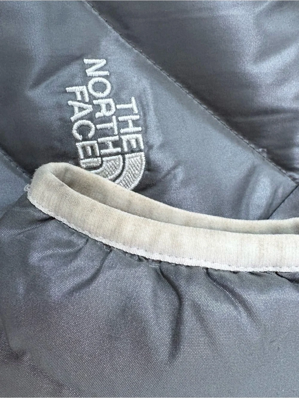 The North Face Silver Gray Aconcagua 550 Down Puffer Jacket Coat Quilted Size S